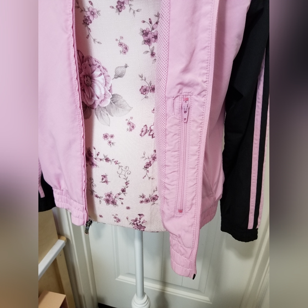Adidas jacket - Picture 4 of 7